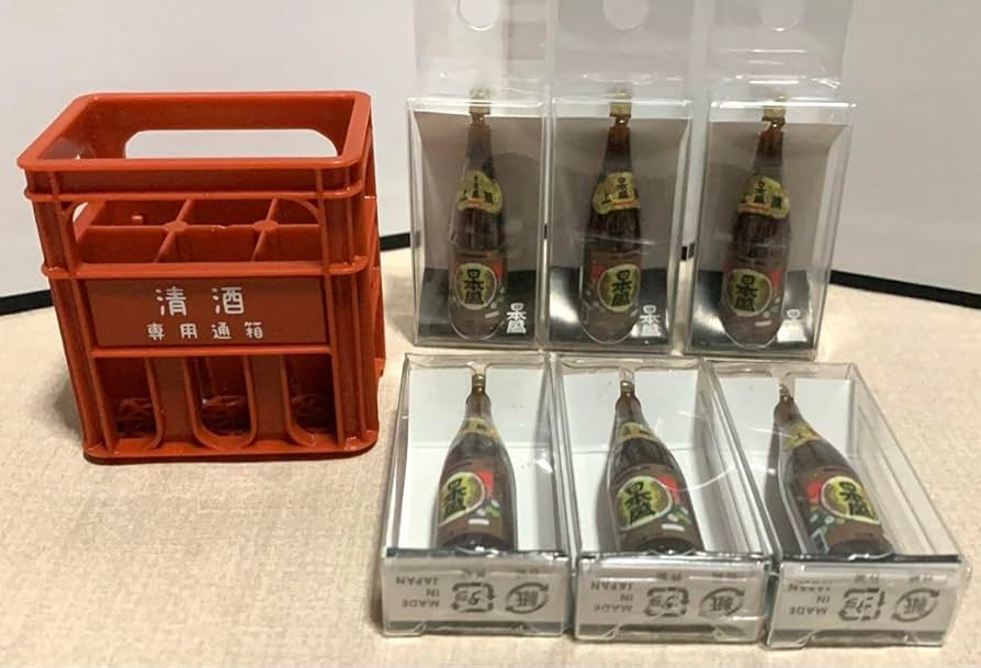 Amazon.co.jp: 山田化学 ミニチュア フィギュア 日本酒 一升瓶
